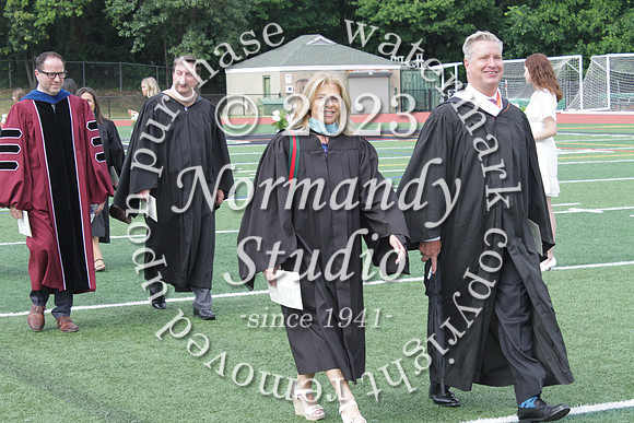 RAM_grad_entrance_014