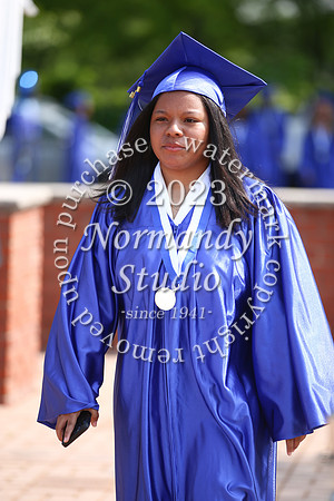 uch_grad_candids_057