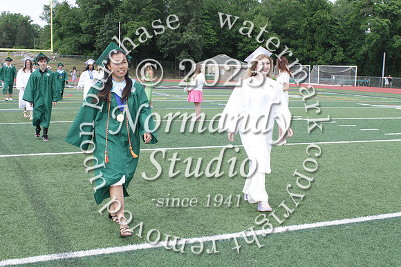 RAM_grad_entrance_044