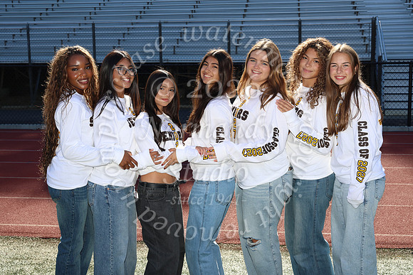 WTG_sr_grp_friends_04