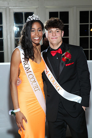 FTH_jr_prom_prince + princess_328