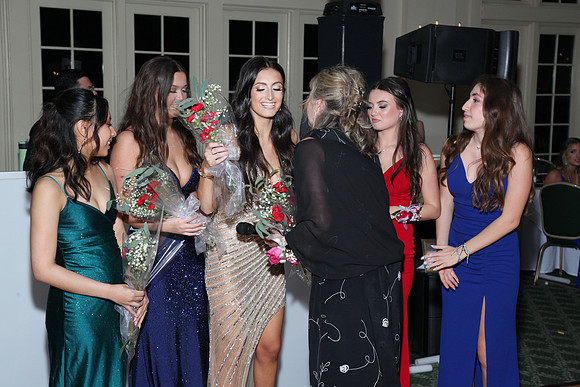 FTH_jr_prom_prince + princess_307