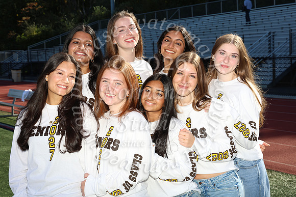 WTG_sr_grp_friends_14