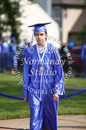 uch_grad_candids_042