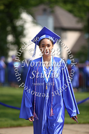 uch_grad_candids_059