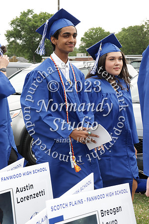 SPF_commencement_521