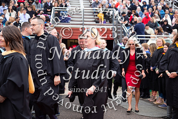 LIB_grad_0032