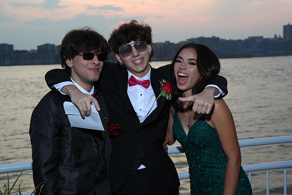 TOT_prom_266