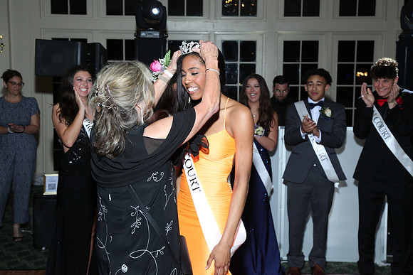 FTH_jr_prom_prince + princess_325