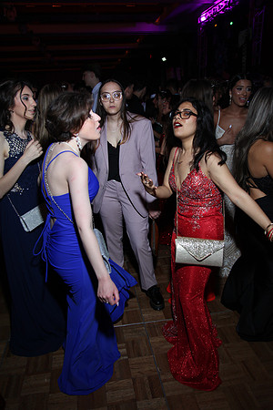TOT_697_prom