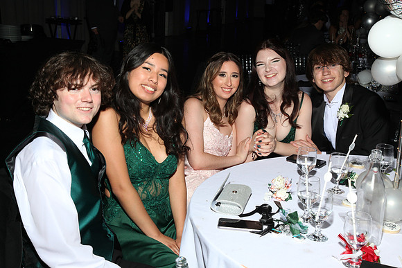 FTH_427_sr.prom