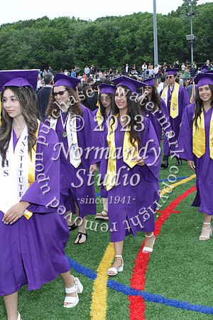 TOT_grad_candids_037