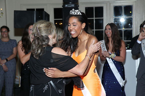 FTH_jr_prom_prince + princess_326