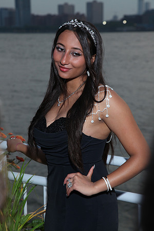 TOT_prom_258