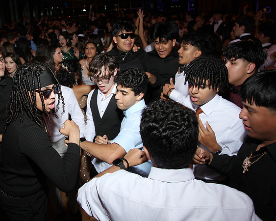 TOT_664_prom