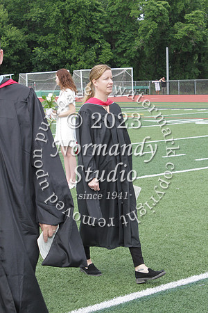 RAM_grad_entrance_025