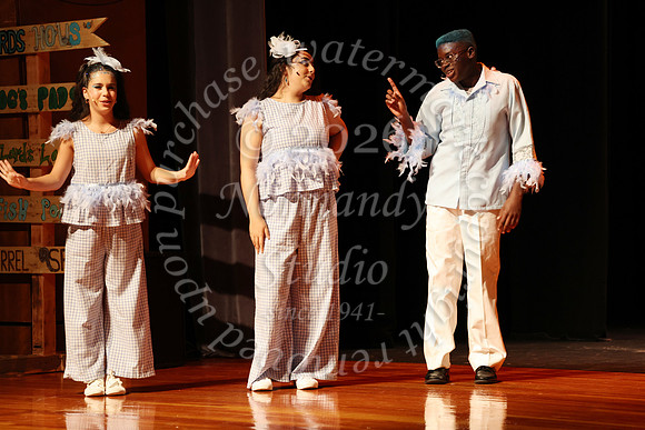 MON_fall_musical_018