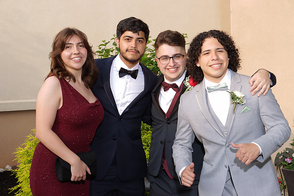 SPF_sr.prom_portraits_029