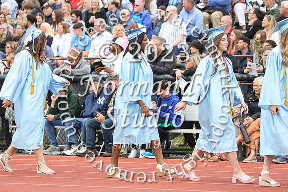 FTH_grad_AC_candids_025
