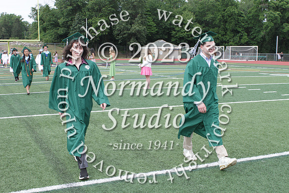 RAM_grad_entrance_043