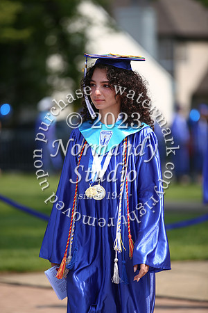 uch_grad_candids_083