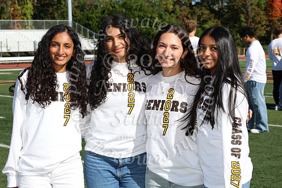 WTG_sr_grp_friends_52