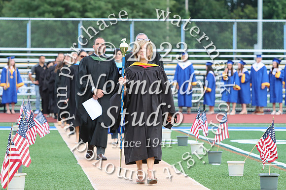 CHS_grad_candids_011