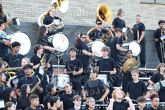 SVL_mb_in_stands_03