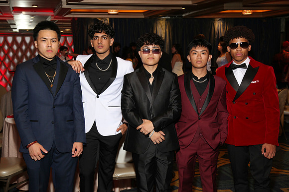 SPF_sr.prom_reception_455