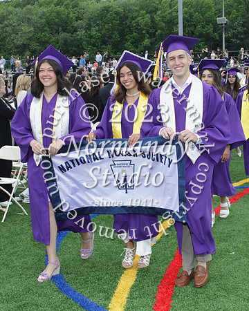 TOT_grad_candids_035