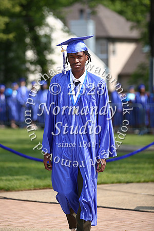 uch_grad_candids_068