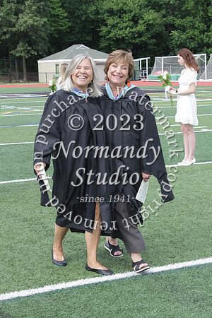 RAM_grad_entrance_019