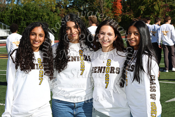 WTG_sr_grp_friends_53