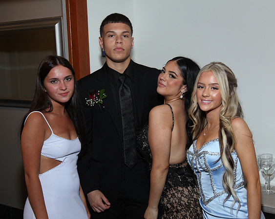 TOT_676_prom