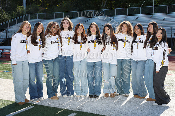 WTG_sr_grp_friends_34