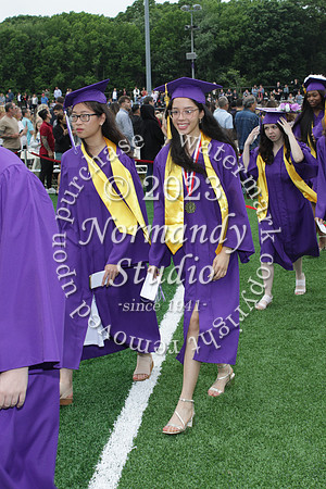 TOT_grad_candids_055