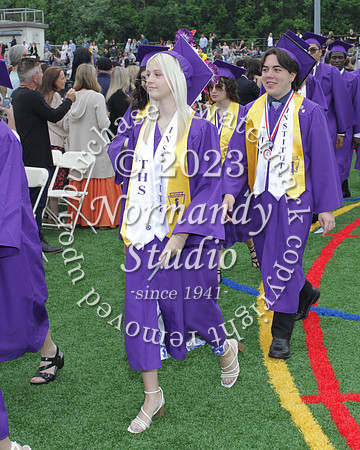 TOT_grad_candids_043