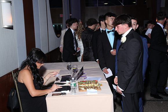 TOT_prom_248
