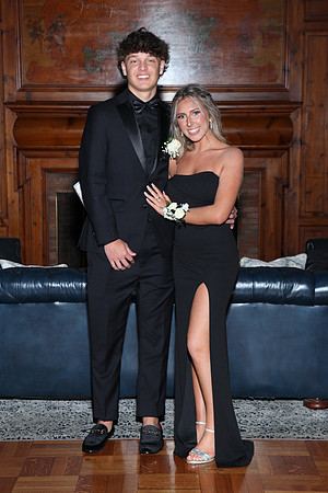 FTH_jr_prom_arriving_049