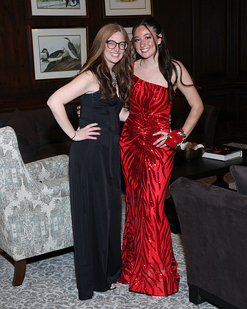 FTH_jr_prom_arriving_003