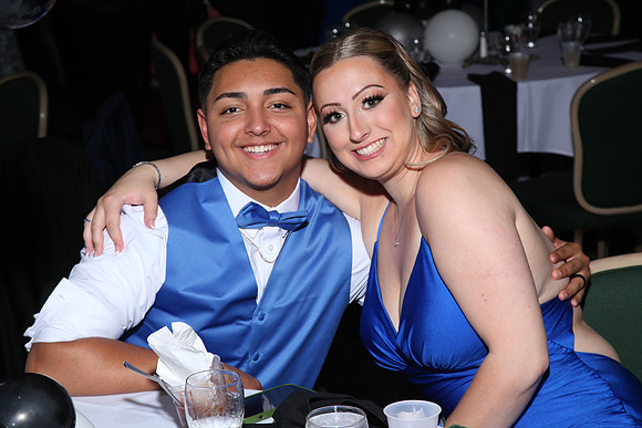 FTH_jr_prom_dancing+tables_168