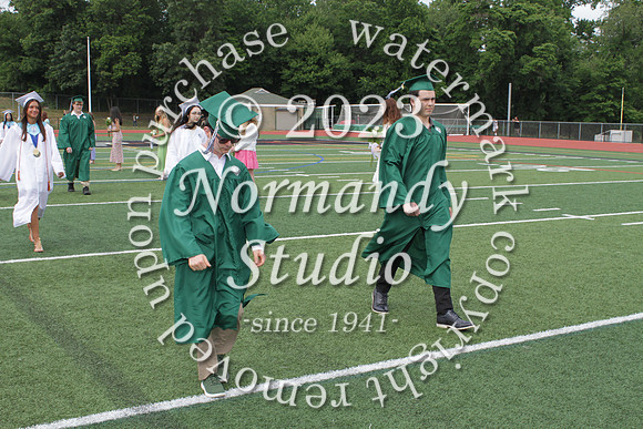 RAM_grad_entrance_035