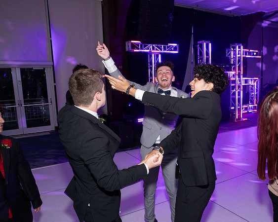 TOT_prom-dance_50