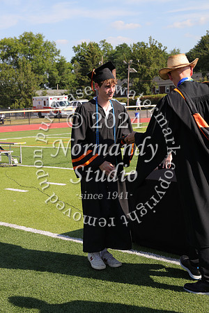 SVL_diplomas_left_305