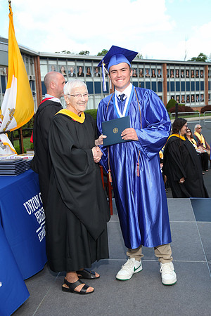 UCH_diplomas_066