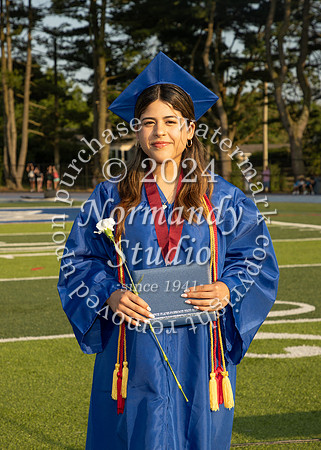 SPF_holding_diplomas_016