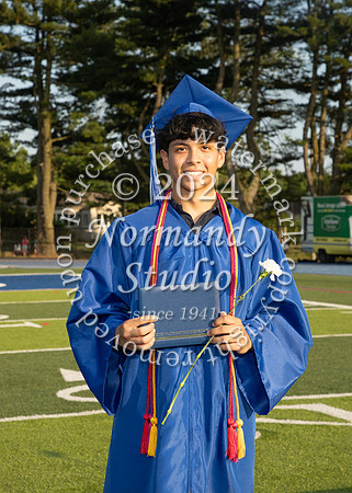 SPF_holding_diplomas_063