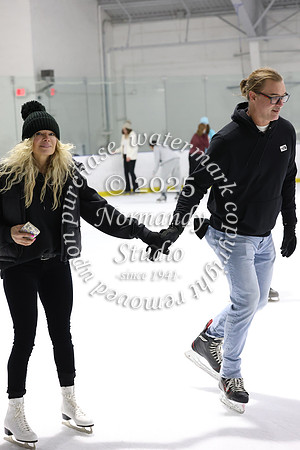 WTG_ice_skating_027