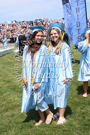 FTH_grad_candids_054