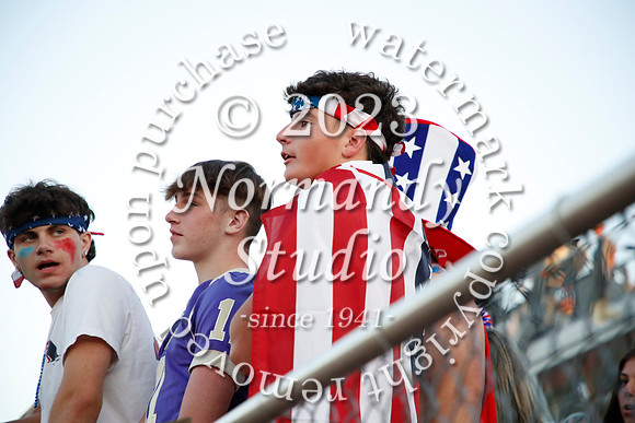MON_fans_22